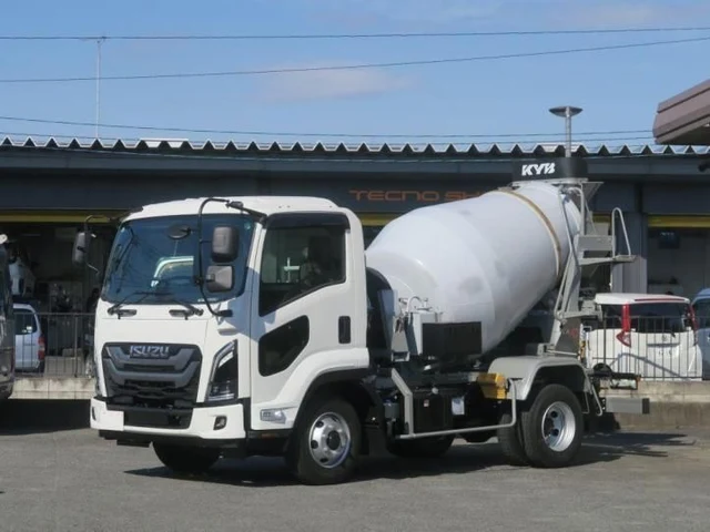 2025 Isuzu Forward Truck for sale, Japanese used car export | GULJI TRADERS