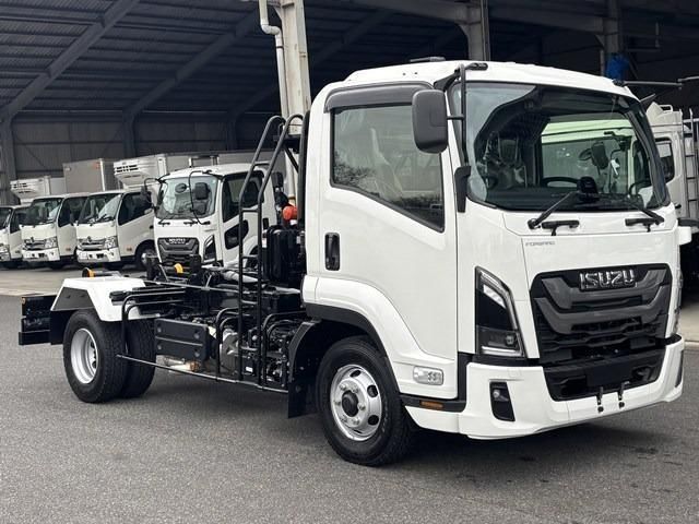 2025 Isuzu Forward Truck for sale, Japanese used car export | GULJI TRADERS