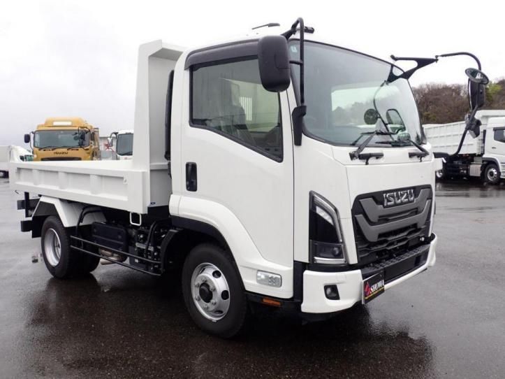 2025 Isuzu Forward Truck for sale, Japanese used car export - photo 1 of 21 | GULJI TRADERS