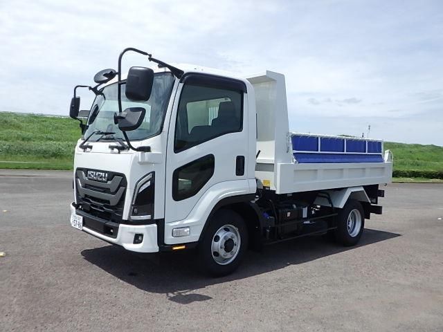 2025 Isuzu Forward Truck for sale, Japanese used car export - photo 1 of 21 | GULJI TRADERS