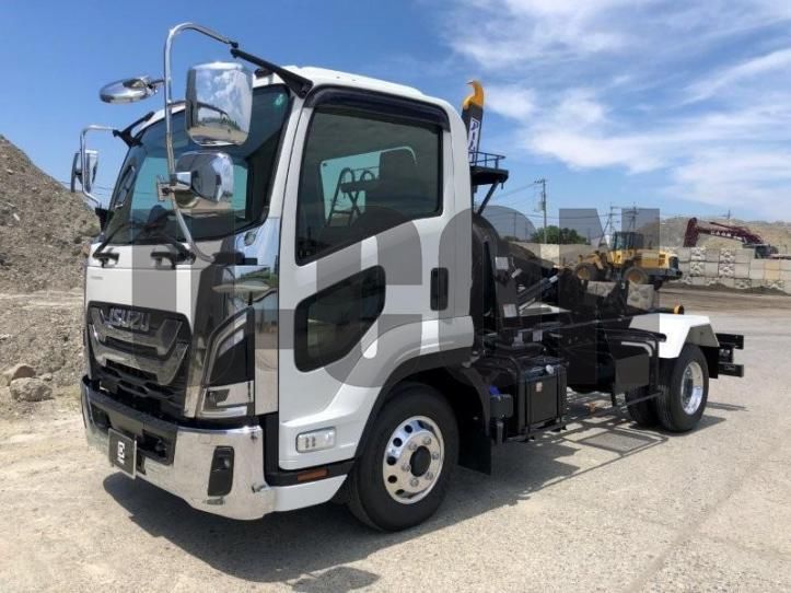 2025 Isuzu Forward Truck for sale, Japanese used car export - photo 1 of 21 | GULJI TRADERS