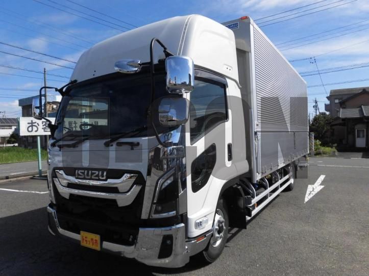 2025 Isuzu Forward Truck for sale, Japanese used car export - photo 1 of 21 | GULJI TRADERS