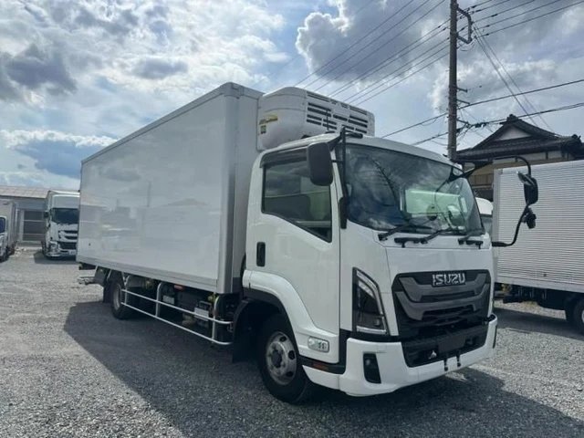 2025 Isuzu Forward Truck for sale, Japanese used car export | GULJI TRADERS