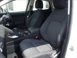 2019 Jaguar E-Pace 250 PS 4WD White SUV for sale, Japanese used car export - photo 9 of 34 | GULJI TRADERS