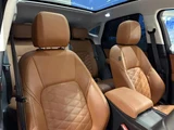 2019 Jaguar E-Pace E-Pace HSE 4WD White SUV for sale, Japanese used car export - photo 21 of 24 | GULJI TRADERS