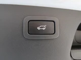 2020 Jaguar E-Pace R-Dynamic SE 250PS White SUV for sale, Japanese used car export - photo 10 of 24 | GULJI TRADERS