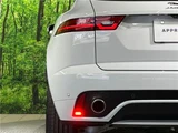 2022 Jaguar E-Pace R-Dynamic SE P250 White SUV for sale, Japanese used car export - photo 17 of 30 | GULJI TRADERS