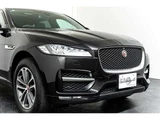 2016 Jaguar F-PACE 20d R Sport 4WD SUV for sale, Japanese used car export - photo 13 of 80 | GULJI TRADERS