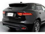 2016 Jaguar F-PACE 20d R Sport 4WD SUV for sale, Japanese used car export - photo 22 of 80 | GULJI TRADERS