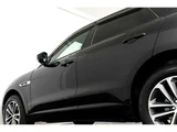 2016 Jaguar F-PACE 20d R Sport 4WD SUV for sale, Japanese used car export - photo 28 of 80 | GULJI TRADERS