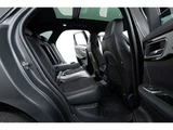 2016 Jaguar F-PACE 20d R Sport 4WD SUV for sale, Japanese used car export - photo 42 of 80 | GULJI TRADERS
