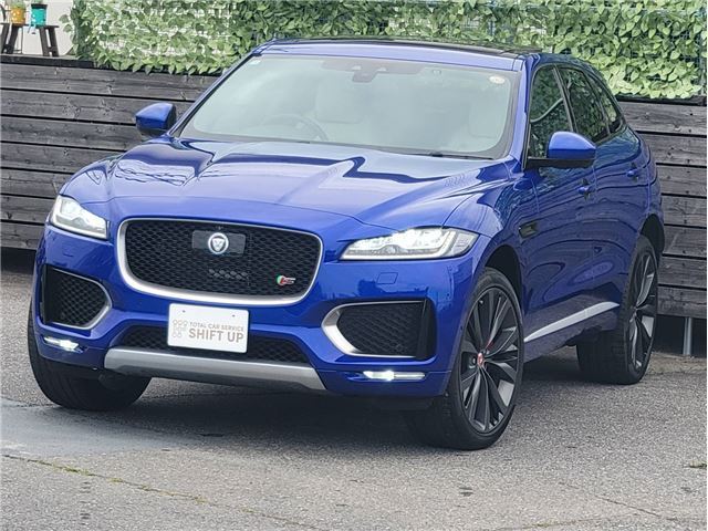 2016 Jaguar F-PACE - photo 1 2016 Jaguar F-PACE SUV for sale, Japanese used car export - photo 1 of 64 | GULJI TRADERS