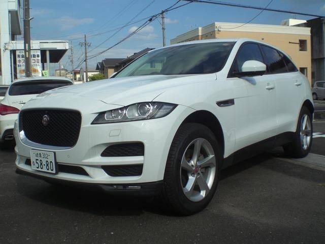 2016 Jaguar F-PACE 20d 4WD - photo 1 2016 Jaguar F-PACE 20d 4WD SUV for sale, Japanese used car export - photo 1 of 9 | GULJI TRADERS