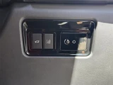 2018 Jaguar F-PACE R- Sport 4WD SUV for sale, Japanese used car export - photo 20 of 24 | GULJI TRADERS