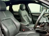 2021 Jaguar F-PACE R- Dynamic SE D200 SUV for sale, Japanese used car export - photo 21 of 69 | GULJI TRADERS