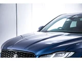 2022 Jaguar F-PACE R- Dynamic SE D200 SUV for sale, Japanese used car export - photo 13 of 53 | GULJI TRADERS