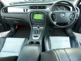 2004 Jaguar S-TYPE R Sedan for sale, Japanese used car export - photo 11 of 16 | GULJI TRADERS