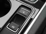 2015 Jaguar XE XE XE Sedan for sale, Japanese used car export - photo 18 of 24 | GULJI TRADERS