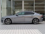 2019 Jaguar XE XE R- Dynamic SE Sedan for sale, Japanese used car export - photo 9 of 30 | GULJI TRADERS