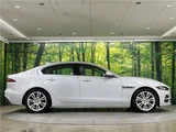 2020 Jaguar XE XE SE Sedan for sale, Japanese used car export - photo 18 of 30 | GULJI TRADERS