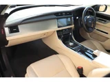 2016 Jaguar XF Sedan for sale, Japanese used car export - photo 3 of 9 | GULJI TRADERS