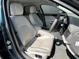 2017 Jaguar XF XF Sedan for sale, Japanese used car export - photo 7 of 23 | GULJI TRADERS