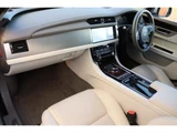 2017 Jaguar XF Sedan for sale, Japanese used car export - photo 4 of 9 | GULJI TRADERS