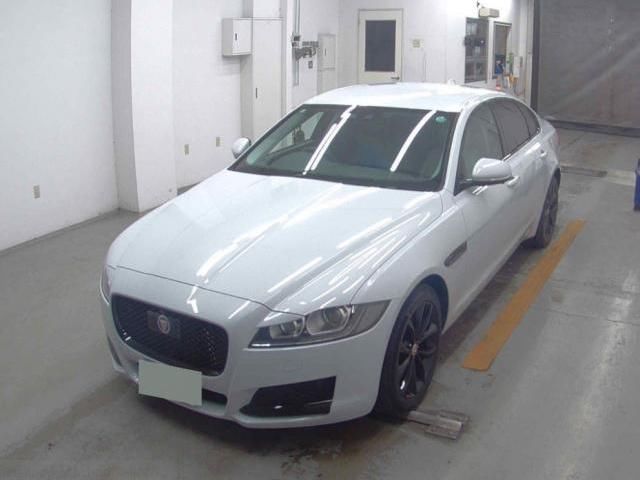 2017 Jaguar XF Sedan for sale, Japanese used car export | GULJI TRADERS