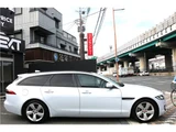 2018 Jaguar XF XF Sport Sedan for sale, Japanese used car export - photo 5 of 30 | GULJI TRADERS