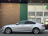 2019 Jaguar XF XF R- Sport Sedan for sale, Japanese used car export - photo 8 of 24 | GULJI TRADERS