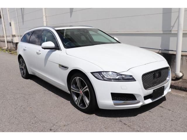 2019 Jaguar XF XF Sport - photo 1 2019 Jaguar XF XF Sport Sedan for sale, Japanese used car export - photo 1 of 9 | GULJI TRADERS
