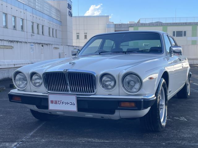 1983 Jaguar XJ XJ6 - photo 1 1983 Jaguar XJ XJ6 Sedan for sale, Japanese used car export | GULJI TRADERS