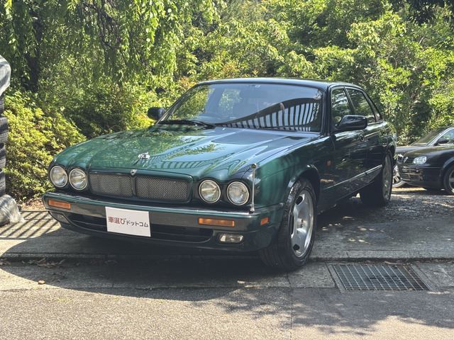 1995 Jaguar XJ XJR 4.0 Sedan for sale, Japanese used car export - photo 1 of 68 | GULJI TRADERS