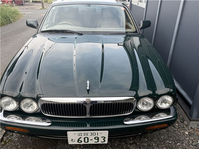 1998 Jaguar XJ - photo 1 1998 Jaguar XJ Sedan for sale, Japanese used car export | GULJI TRADERS