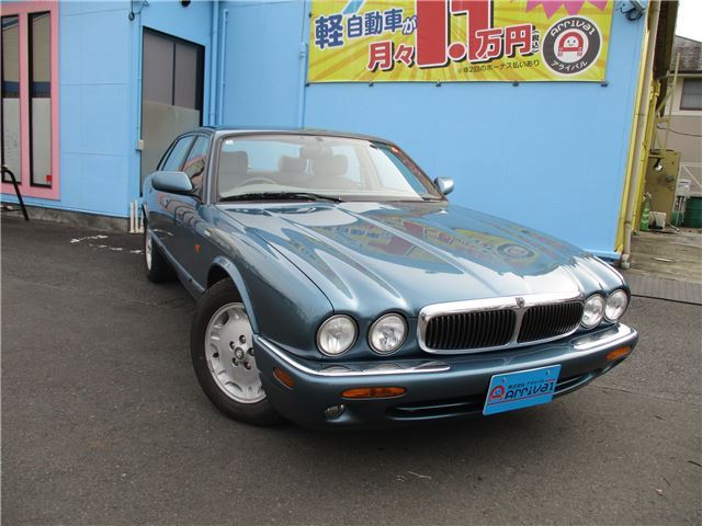 1998 Jaguar XJ XJ8 Sedan for sale, Japanese used car export - photo 1 of 66 | GULJI TRADERS