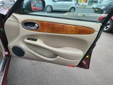 1999 Jaguar XJ XJ8 3.2-V8 Sedan for sale, Japanese used car export - photo 32 of 49 | GULJI TRADERS
