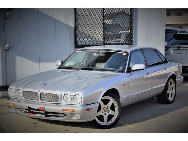 2002 Jaguar XJ Sport Sedan for sale, Japanese used car export | GULJI TRADERS