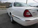 2006 Jaguar XJ XJ8 4.2 Sedan for sale, Japanese used car export - photo 9 of 46 | GULJI TRADERS