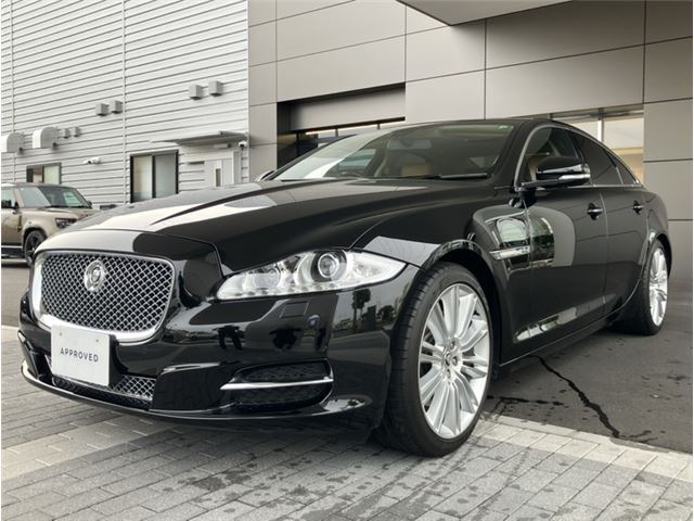 2013 Jaguar XJ Sedan for sale, Japanese used car export - photo 1 of 49 | GULJI TRADERS