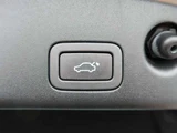 2015 Jaguar XJ XJ 2.0 Sedan for sale, Japanese used car export - photo 10 of 39 | GULJI TRADERS