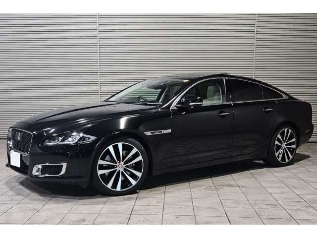 2019 Jaguar XJ XJ50 Sedan for sale, Japanese used car export - photo 1 of 15 | GULJI TRADERS