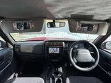 2000 Jeep Cherokee Sport 4WD SUV for sale, Japanese used car export - photo 14 of 41 | GULJI TRADERS