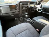 2001 Jeep Cherokee Sport 4WD SUV for sale, Japanese used car export - photo 9 of 11 | GULJI TRADERS