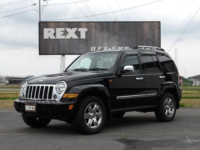 2005 Jeep Cherokee 4WD - photo 1 2005 Jeep Cherokee 4WD SUV for sale, Japanese used car export | GULJI TRADERS