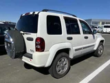 2006 Jeep Cherokee 4WD LTD SUV for sale, Japanese used car export - photo 5 of 10 | GULJI TRADERS