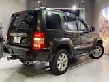 2011 Jeep Cherokee 4WD . SUV for sale, Japanese used car export - photo 8 of 10 | GULJI TRADERS