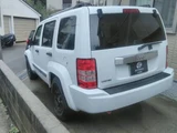 2011 Jeep Cherokee 3700 4FAT 4WD SUV for sale, Japanese used car export - photo 2 of 3 | GULJI TRADERS