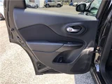 2014 Jeep Cherokee SUV for sale, Japanese used car export - photo 27 of 48 | GULJI TRADERS