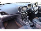 2014 Jeep Cherokee 4WD SUV for sale, Japanese used car export - photo 20 of 37 | GULJI TRADERS