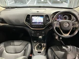 2014 Jeep Cherokee 4WD Limited SUV for sale, Japanese used car export - photo 3 of 10 | GULJI TRADERS